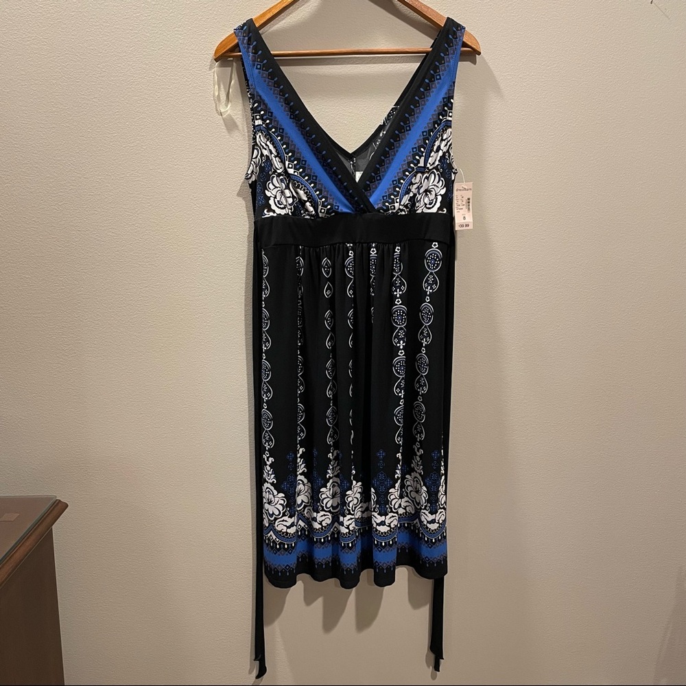 Dress Barn V-Neck Sleeveless Dress